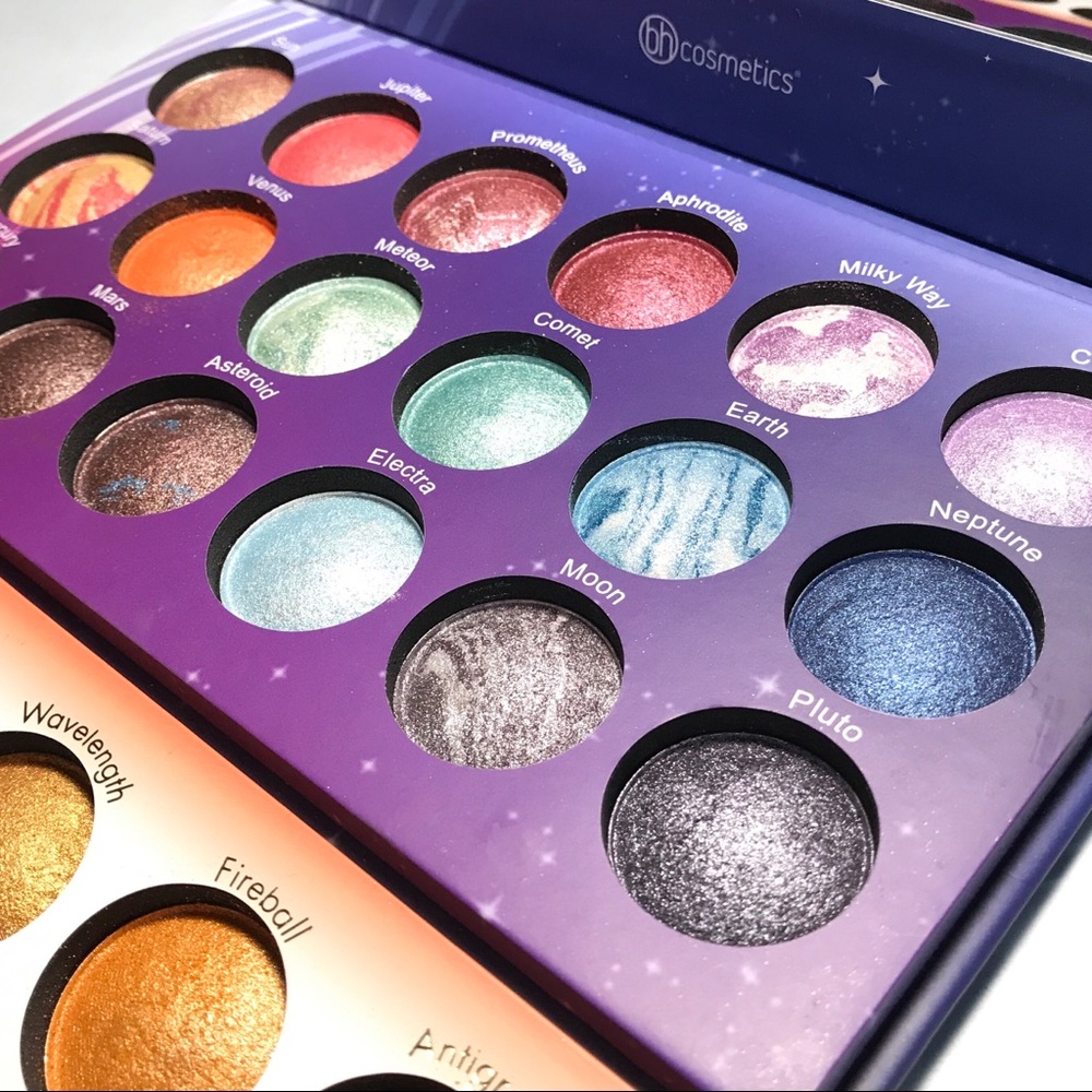 BH cosmetics Galaxy Chic 18 color baked palette